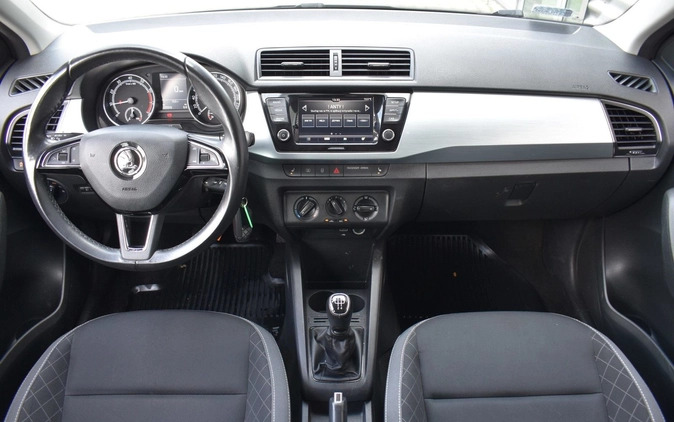 Skoda Fabia cena 36900 przebieg: 177164, rok produkcji 2019 z Poznań małe 742